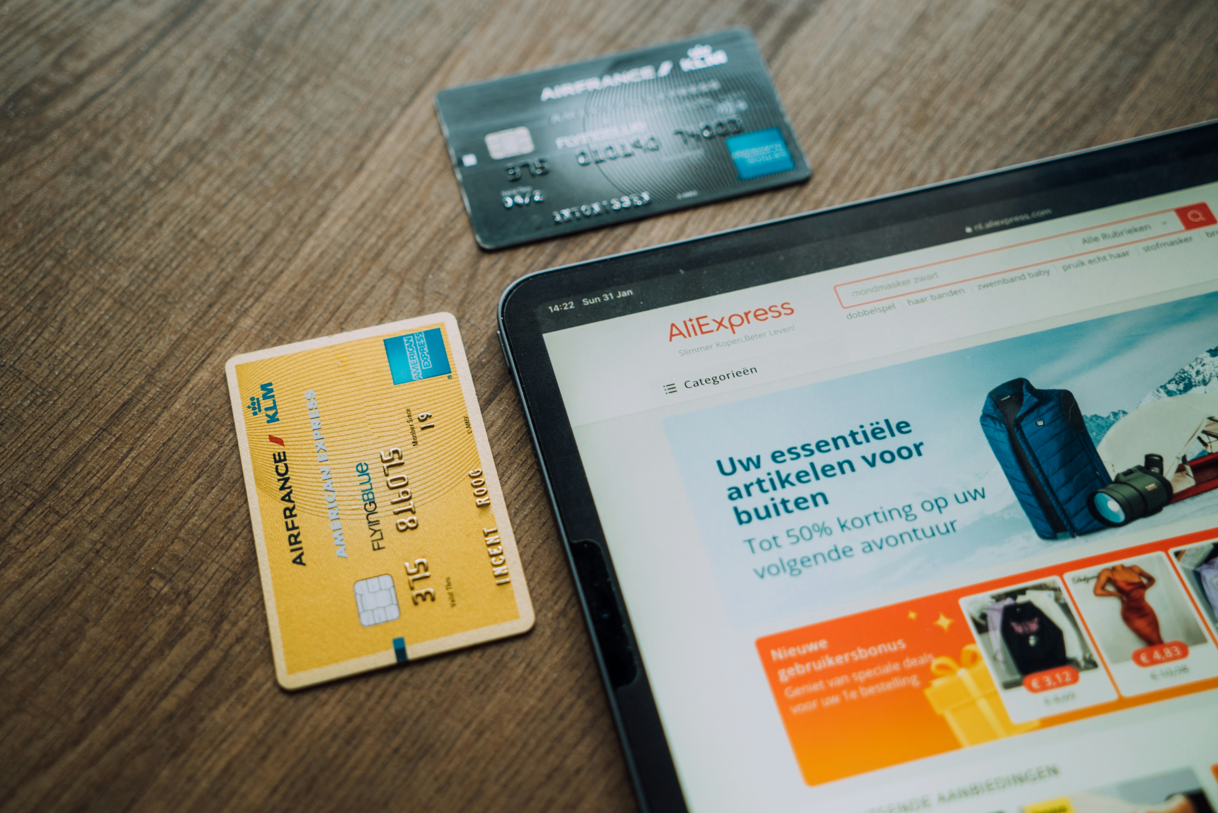 A smartphone displaying a seamless one-click checkout process, backed by PayPal and Hey Savi's AI.